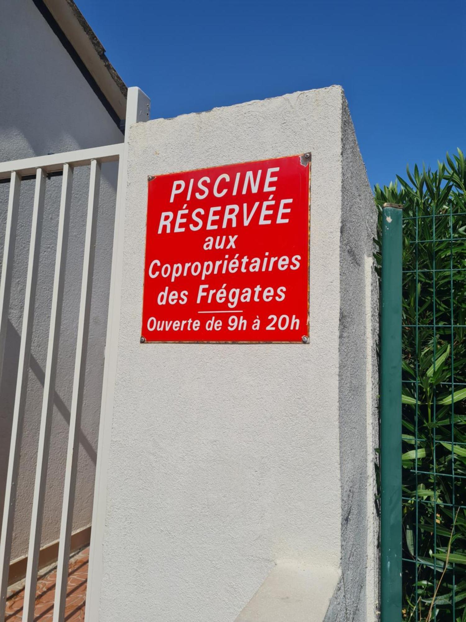 Magnifique Vue Mer Pour Ce T2 Avec Piscine Saint-Cyprien  Exterior foto