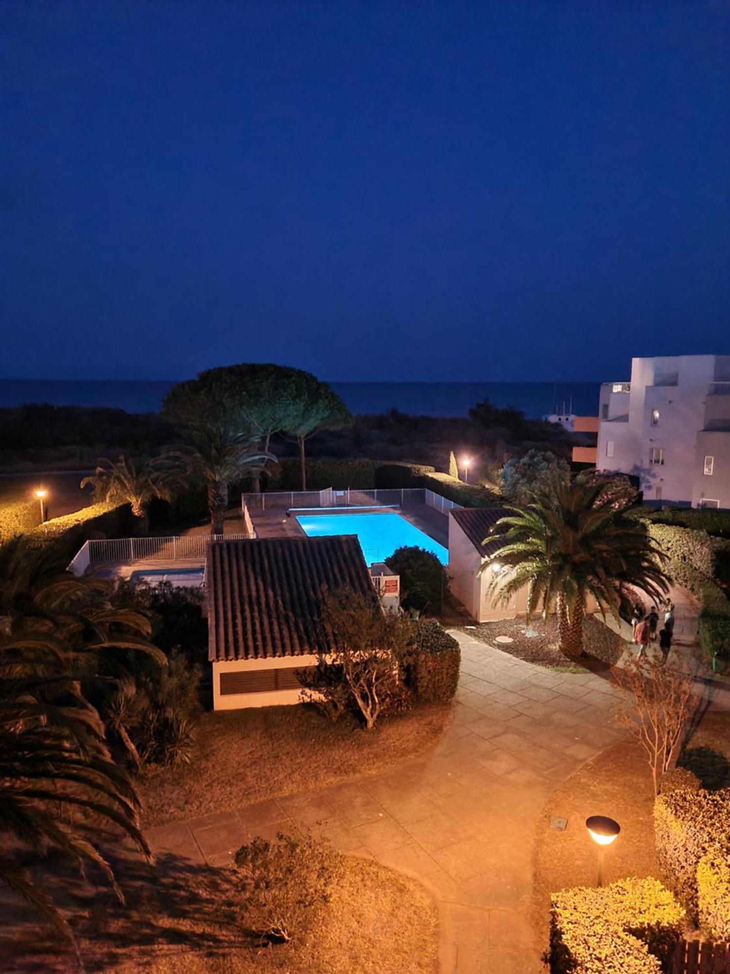 Magnifique Vue Mer Pour Ce T2 Avec Piscine Saint-Cyprien  Exterior foto
